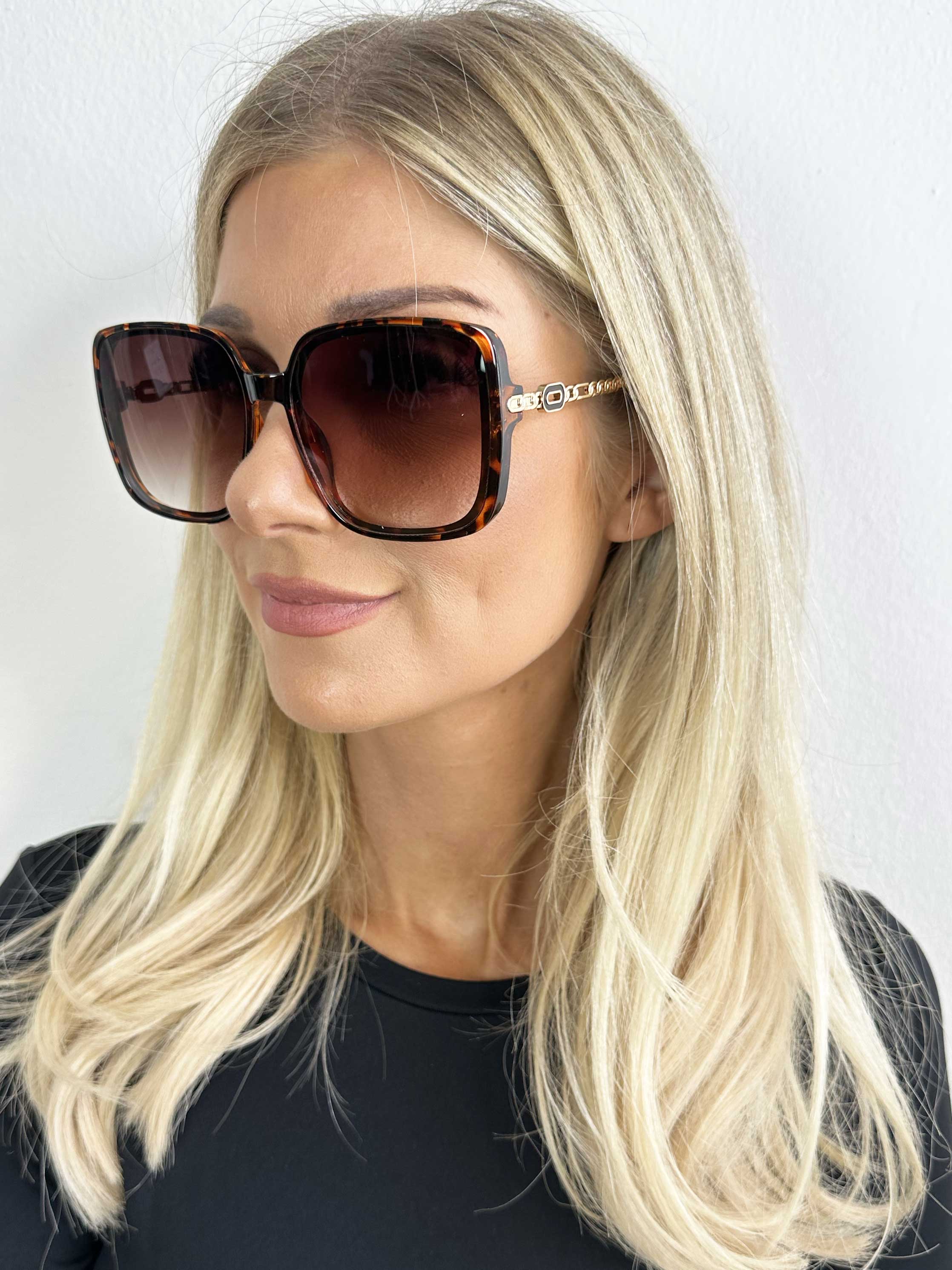 Debra - Fyrkantiga solglasögon med